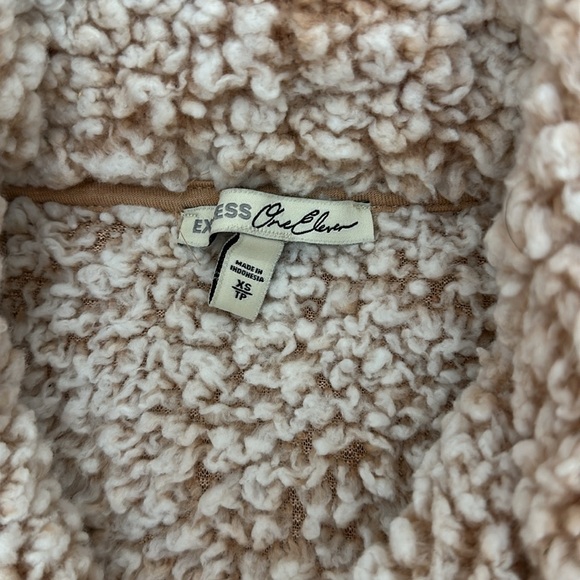 Express Sherpa sweater - Picture 2 of 2